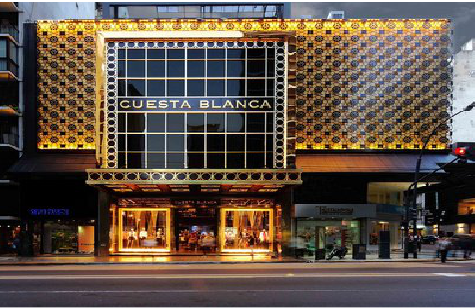 子洲门头设计与商业空间的纽带。